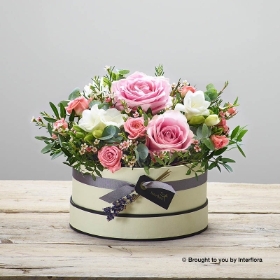 Rose Blush Hatbox ( in black hatbox)