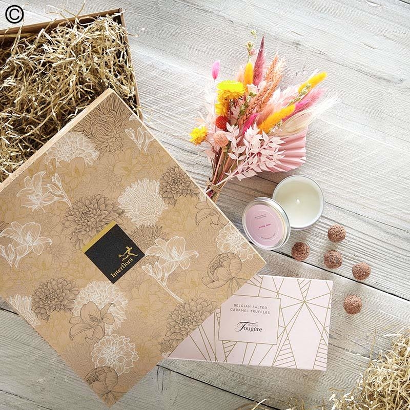 Dried Flowers Gift Set with Candle and Salted Caramel Truffles